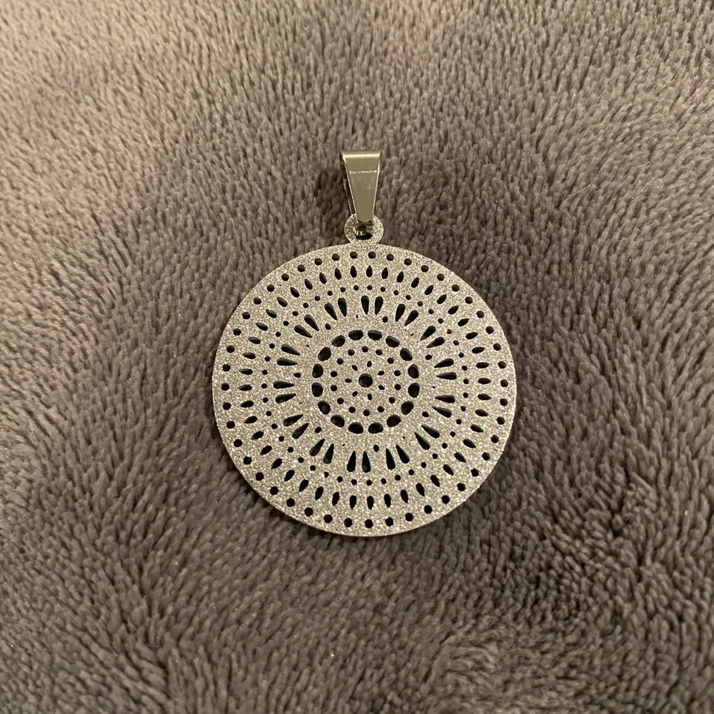NWOT Silver-Toned Vintage-Inspired Medallion Pendant